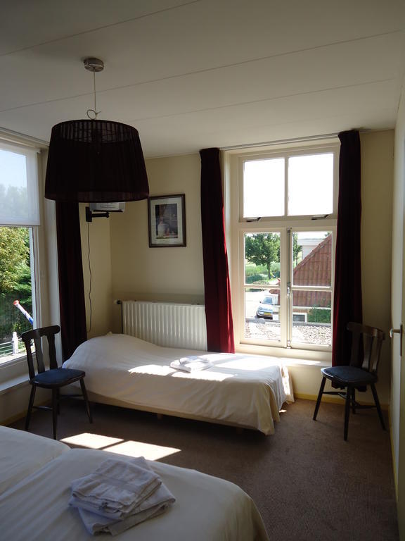Hotel "De Steenen Man" Zurich Zimmer foto